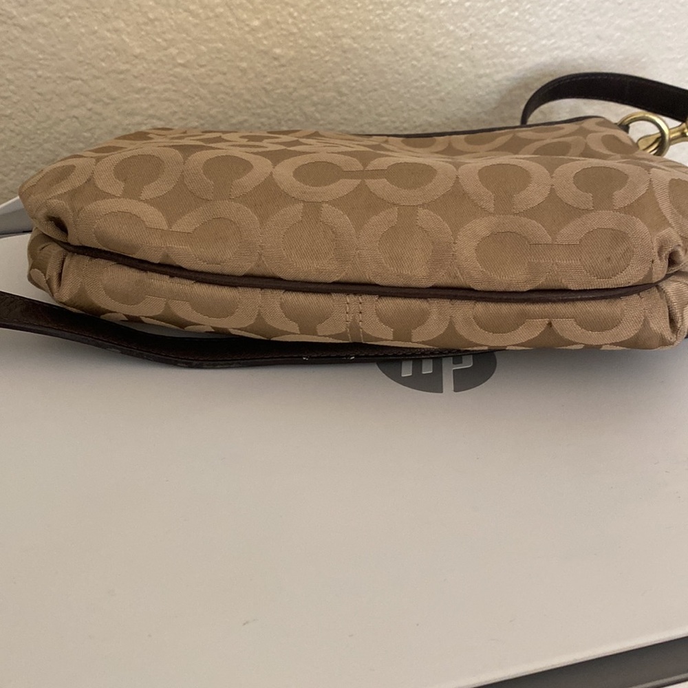 Coach Bag - Picture 6 of 8